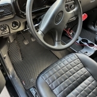 Коврики текстильные на Lada (ВАЗ) 2121 (4x4) Нива 3D (2020->) рестайл2